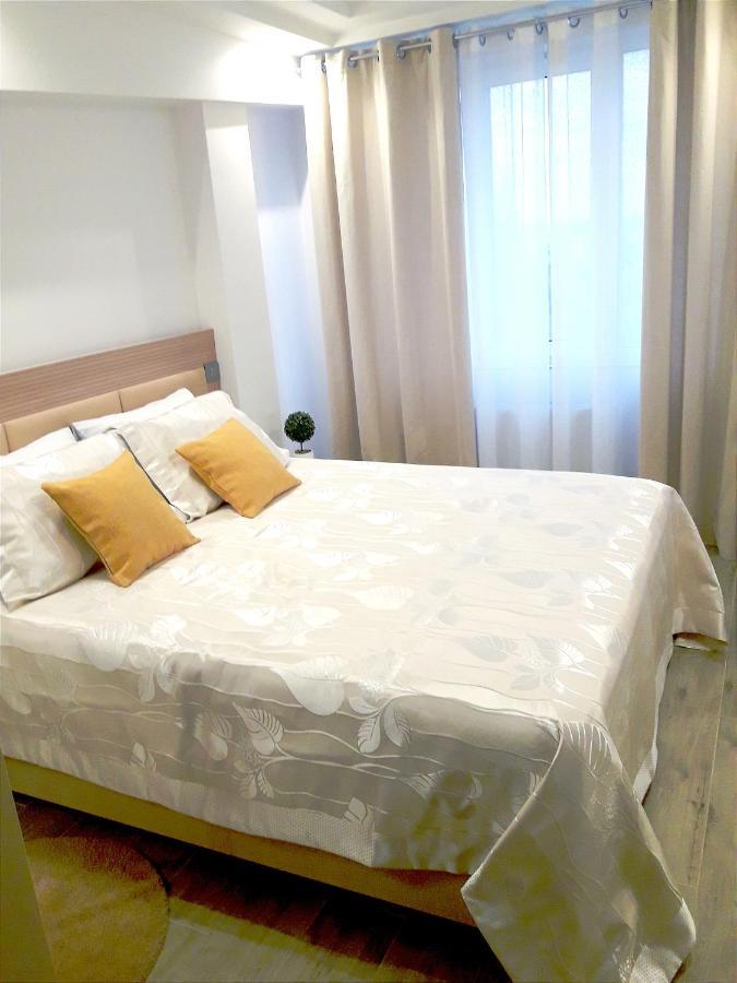 Light Apartment Center City Chişinău Esterno foto